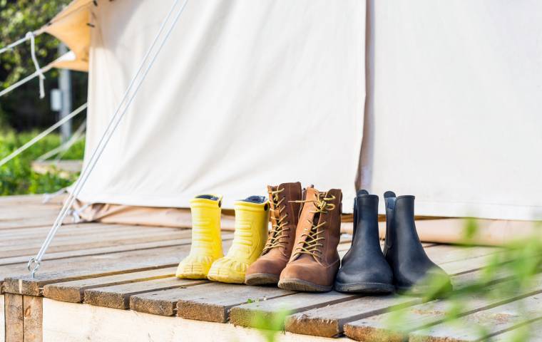 Camping Familie Schuhe