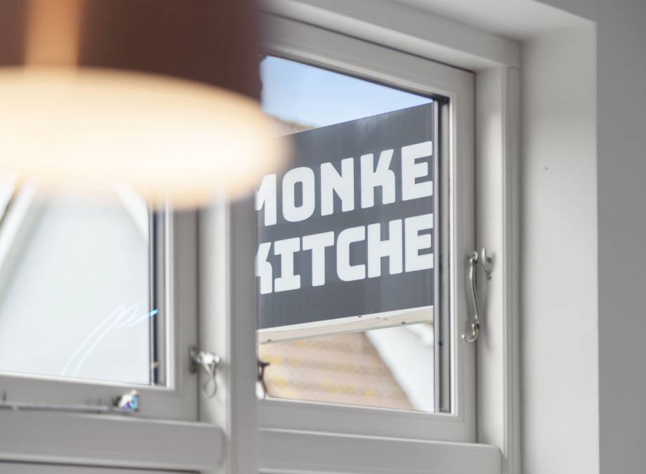 Neu-Eröffnung: Monkey Kitchen Symbolfoto