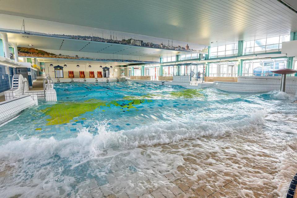 Meerwasser Wellenbad Eckenförde