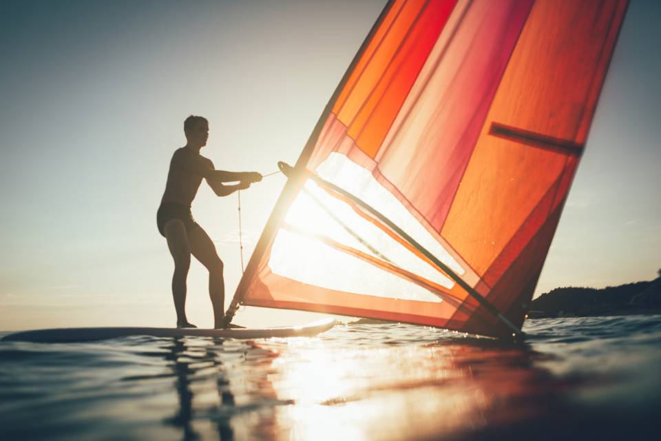 Surfen an der Schlei: Surfschule Maasholm - Gut Oehe